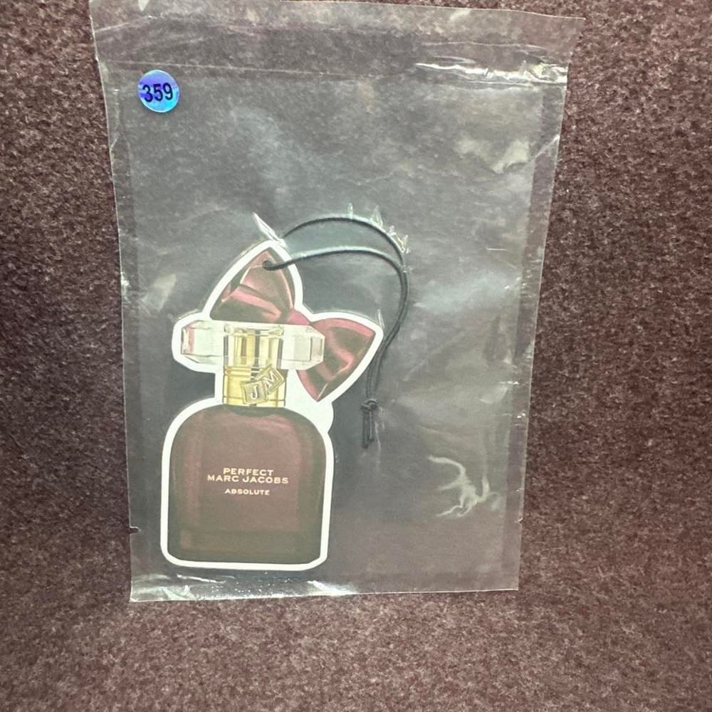 Marc Jacobs Perfect Absolute perfume #perfume