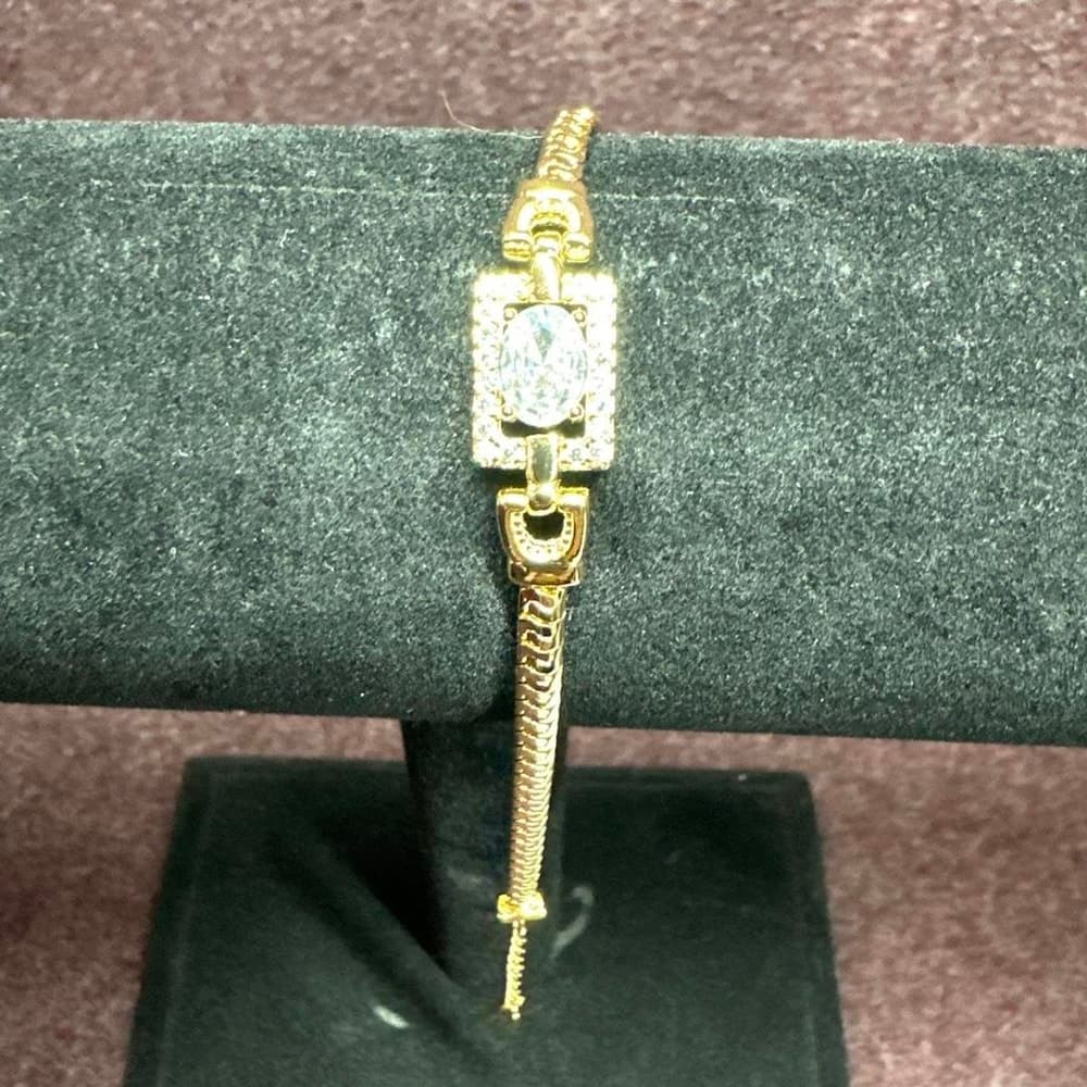 18 ct Gold Field bracelet with diamond-like stones