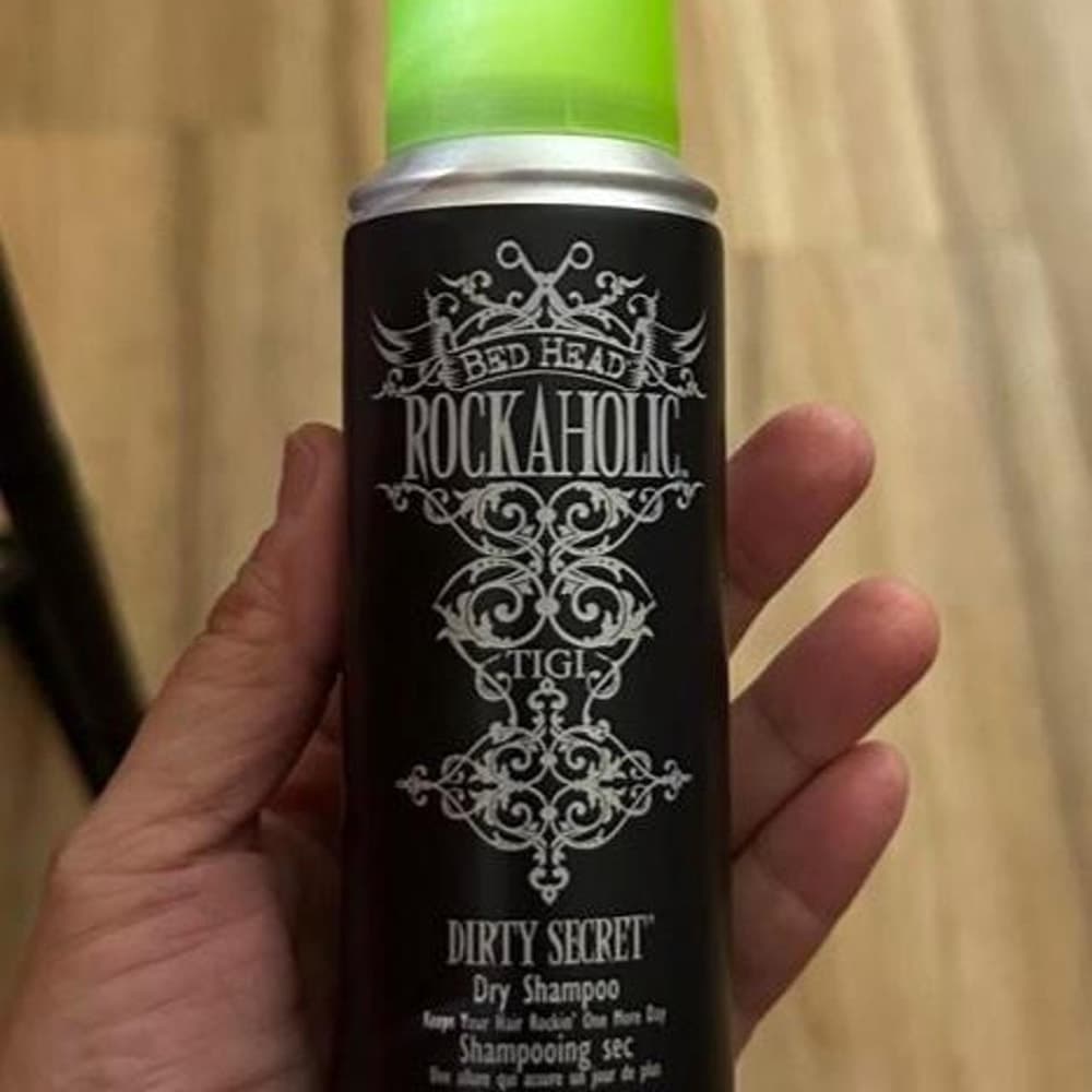Rockaholic dry shampoo in dry silent #rockaholic